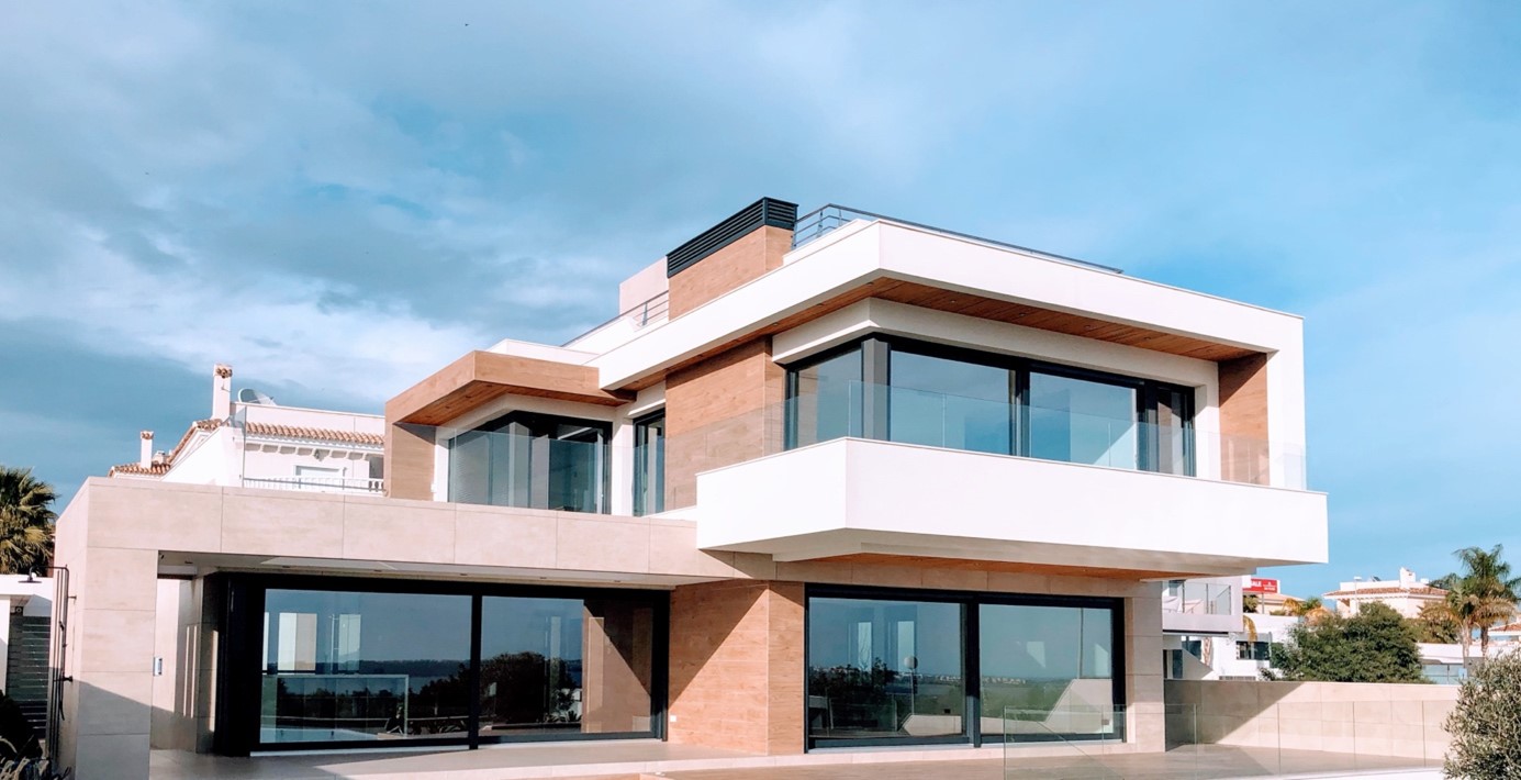 Plannen voor een aanbouw Denk dan van tevoren al aan de juiste raamdecoratie